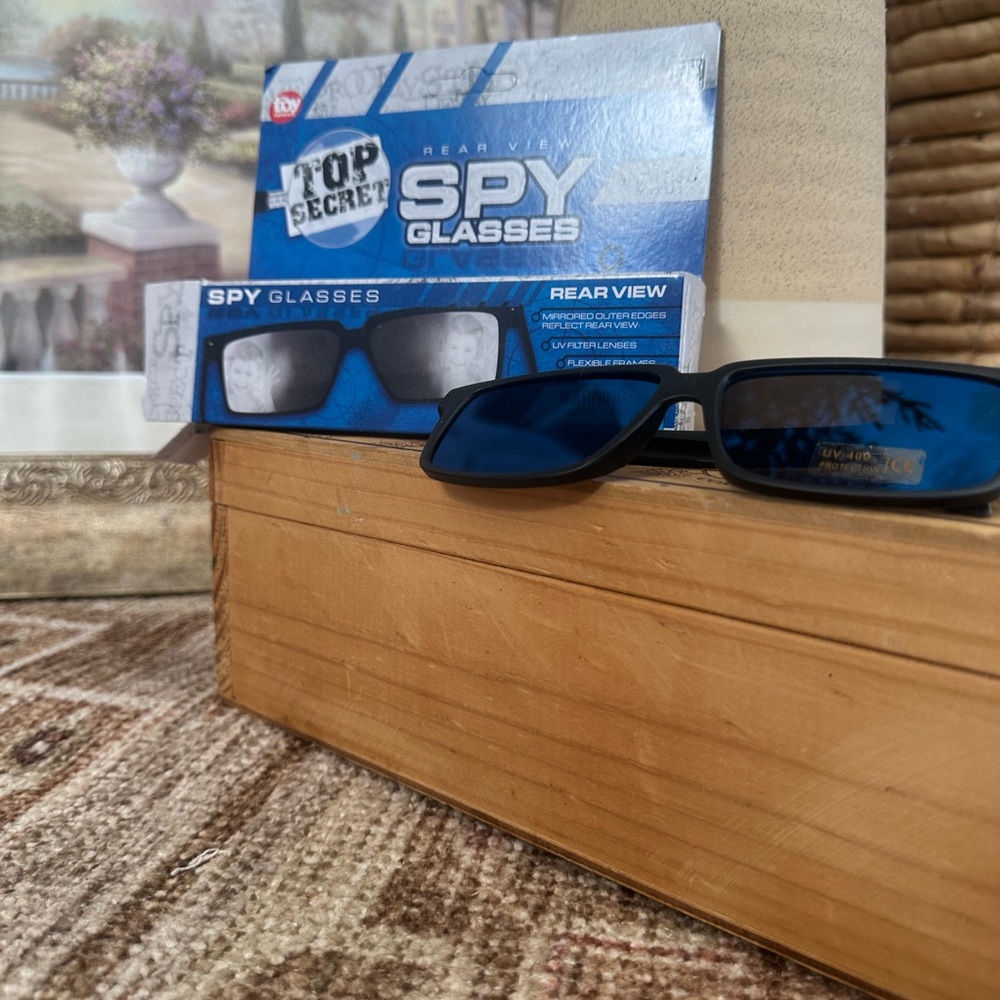 New Children’s Detective Spy Sunglasses Rear View Top Secret UV Sun Protect
